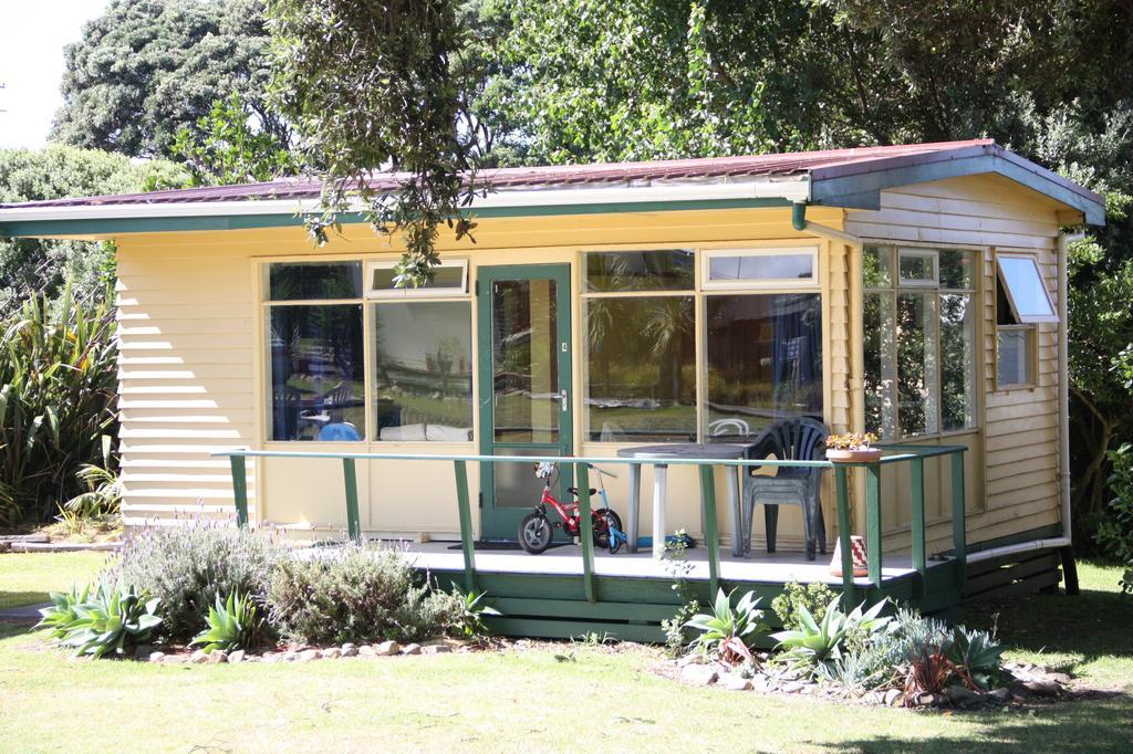 Baylys Beach Holiday Park Room photo